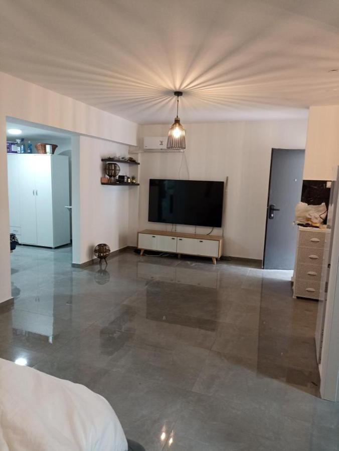 שמילה אירוח 1 Apartment Арад Екстериор снимка